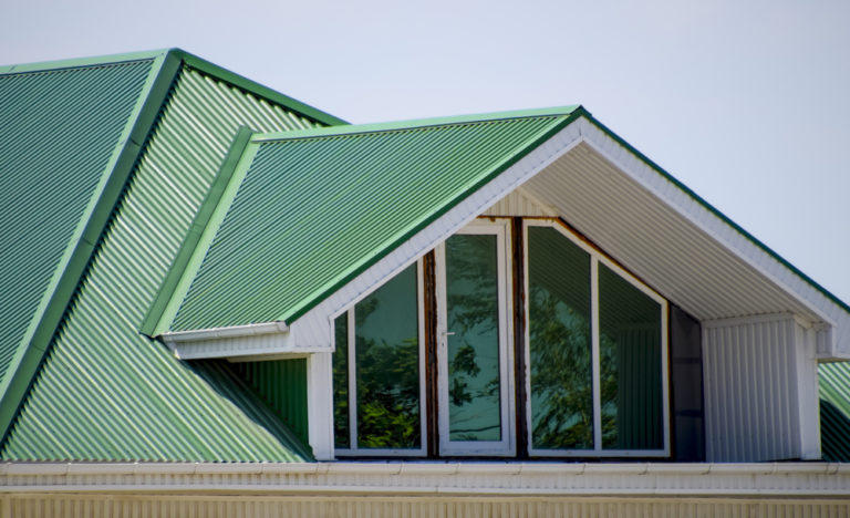 Ditch the Asphalt: The Benefits of Metal Roofing in Edmonton’s Climate
